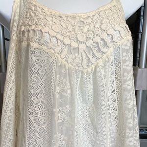 Eyeshadow Lace Cold Shoulder Blouse. NWT. P-0148